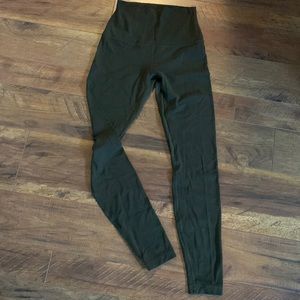 Sz 6 Lululemon Olive Green full length ultra high rise leggings